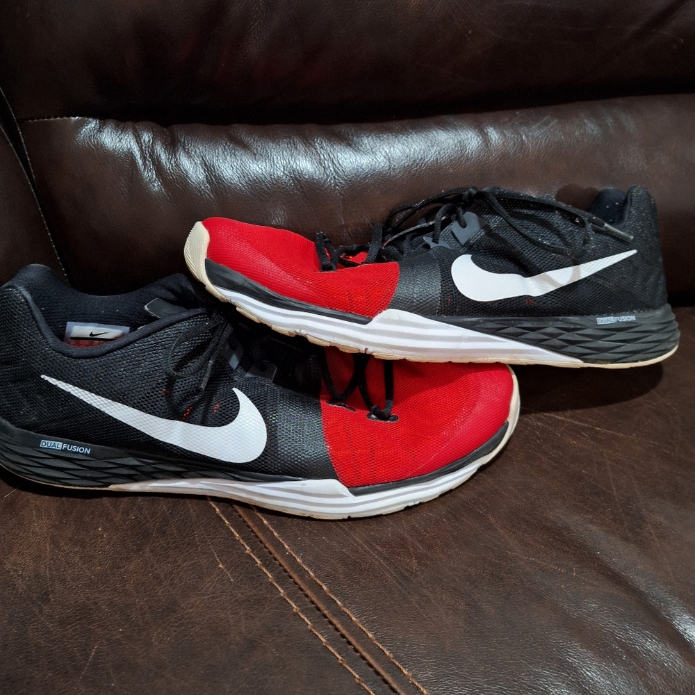 Nike training dual fusion size 13